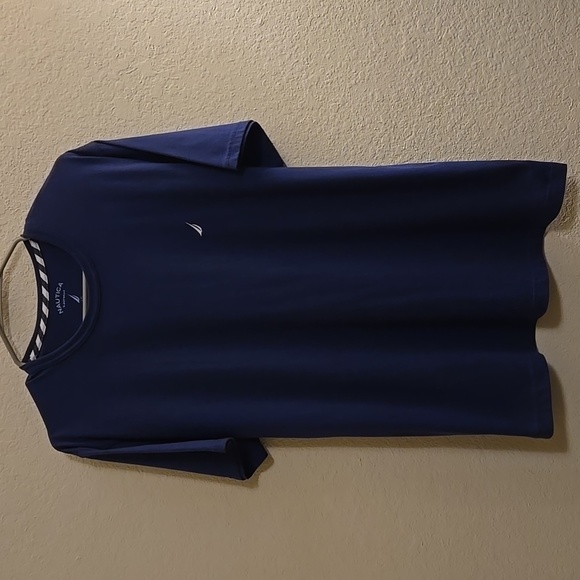 Nautica Dark Blue Crew Neck Tee - Large - Picture 1 of 13